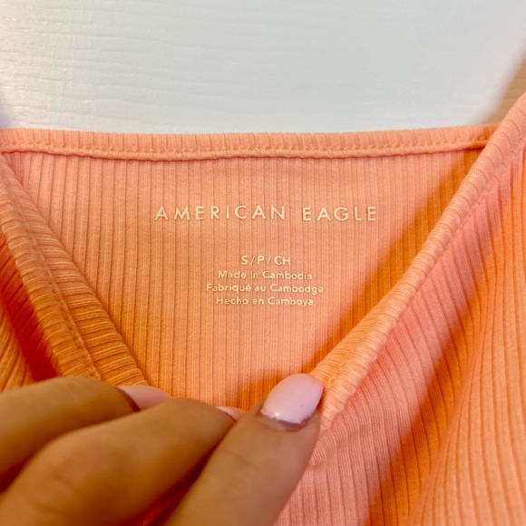 American Eagle Aqua Coral Color Ribbed Camisole Tee - Picture 2 of 3